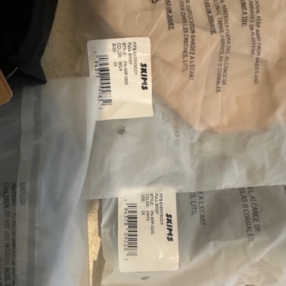 6 PAIRS SKIMS UNDERWEAR AND ONE SKIMS TANK ALL SIZE 2X - Picture 2 of 5